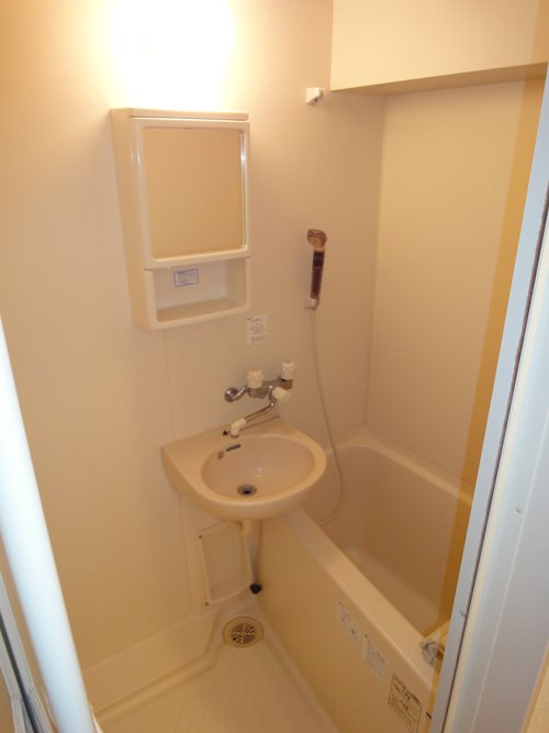 チャペルヒル東大井   風呂画像