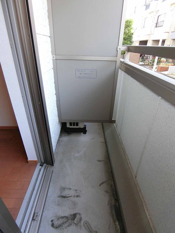 ニューハイムよしみ ベランダ