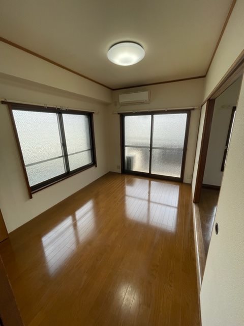 湯本ビル ベッドルーム