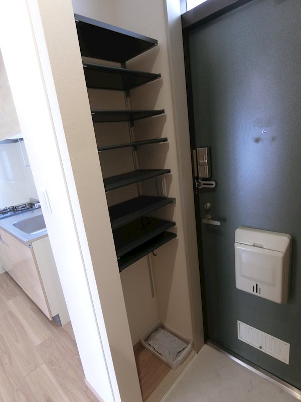 メゾン櫻井 玄関