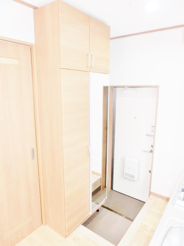 サンハイツ山王 玄関