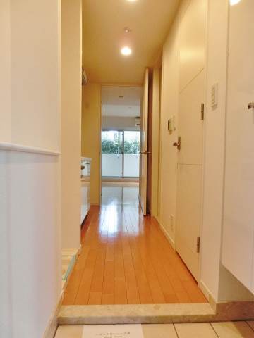 ケンジントンマンション大森WEST 玄関