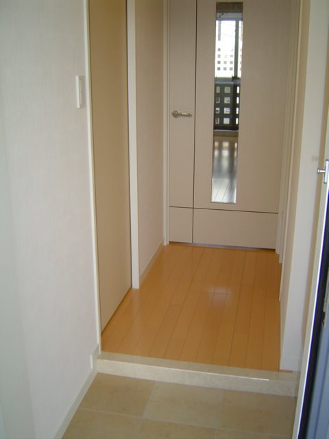 WELL House　東大井 玄関