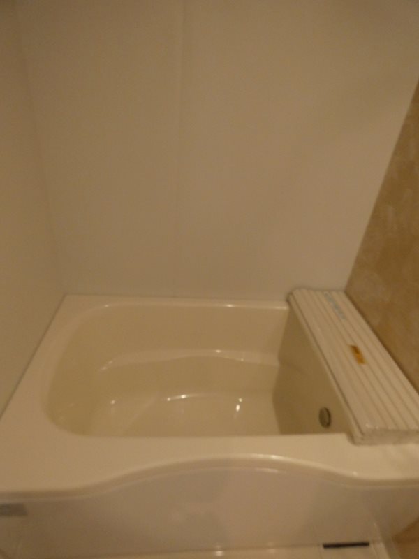 Kukuna Omori  風呂画像