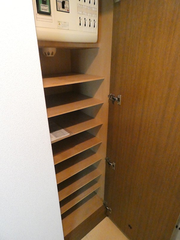 チャペルヒル東大井 玄関