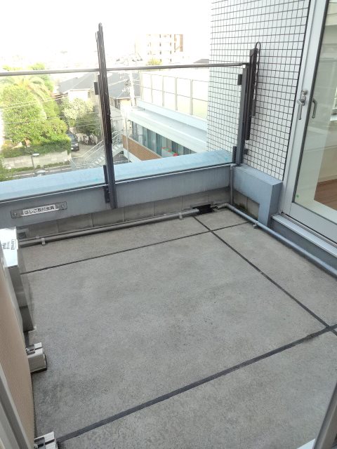 フレンシア玉川田園調布 ベランダ
