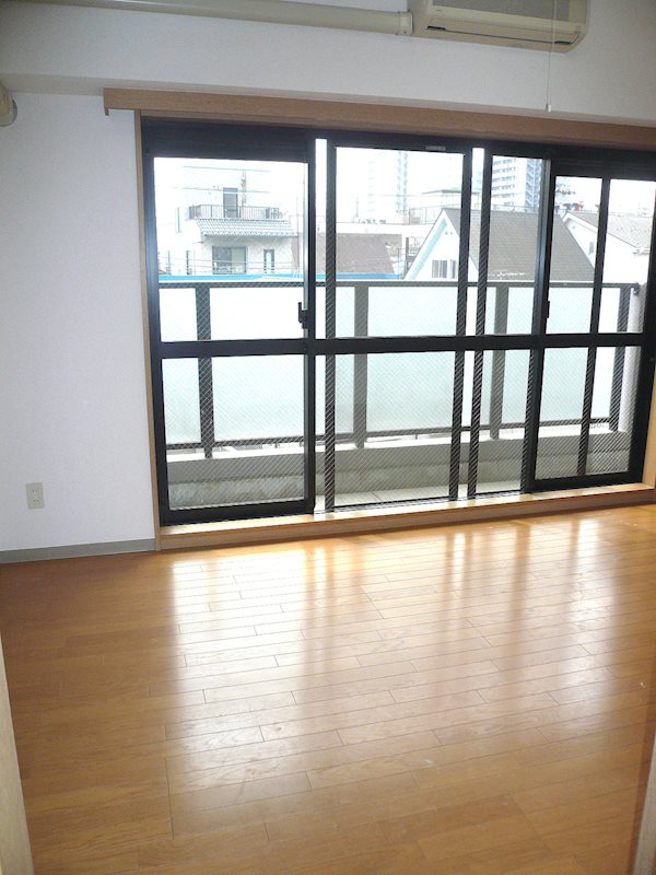 リバーフロント南大井 リビング