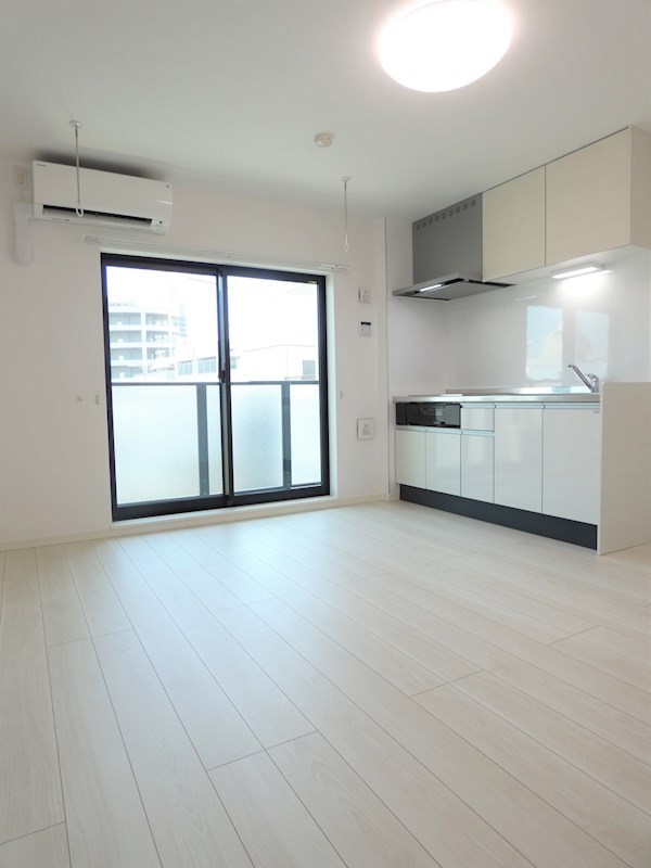 メゾンアルカンジュ リビング