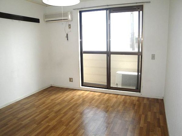 タウンハウスツクモ リビング