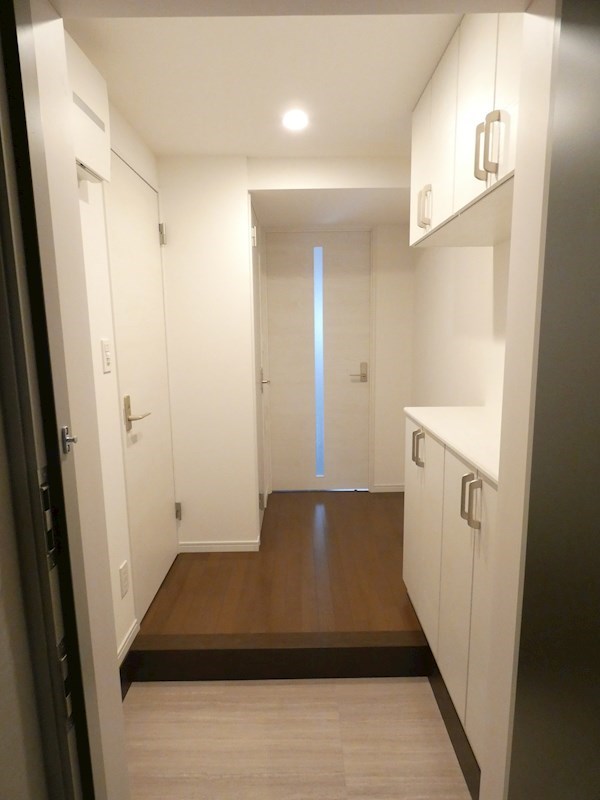 リバティー大井２ 玄関