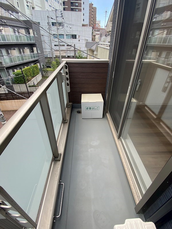 ALLURE渋谷本町 ベランダ