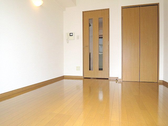 パークウェル大井町弐番館  リビング