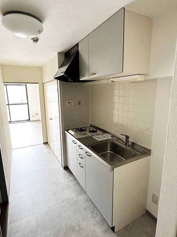 ステラトーショウ  キッチン