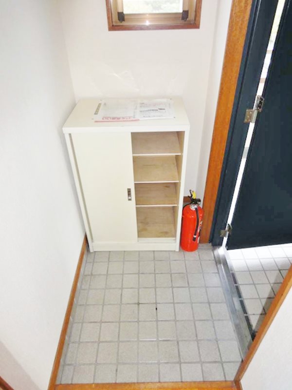 ホワイトホルン 玄関