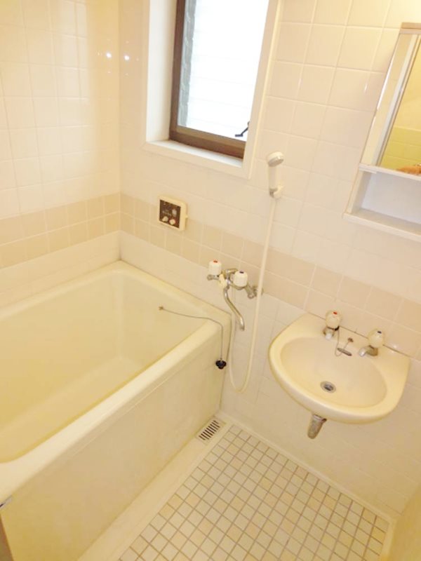 ホワイトホルン 風呂画像