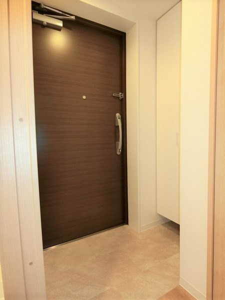 グランデール大森  玄関