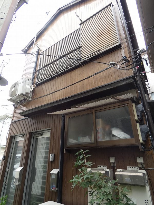 OM 201号室 外観