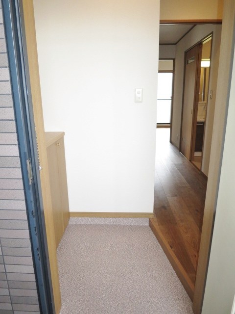 パレスフロラシオン 玄関