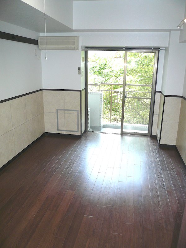 三越ゼームス坂マンション  リビング