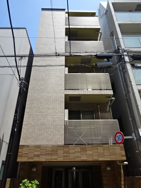 マンション里  101号室 外観