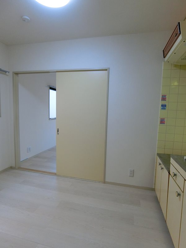 ハイツカワバタ 玄関