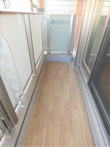 サンテラス令和KNレジデンス ベランダ