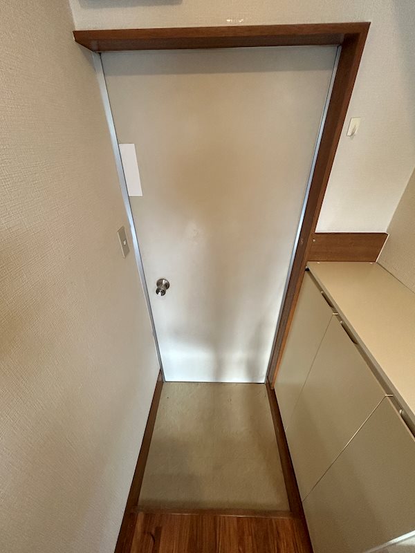 ライシスハウス目黒  玄関