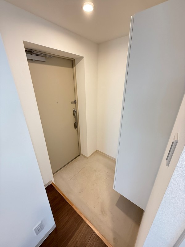 ハイツ自然園 玄関