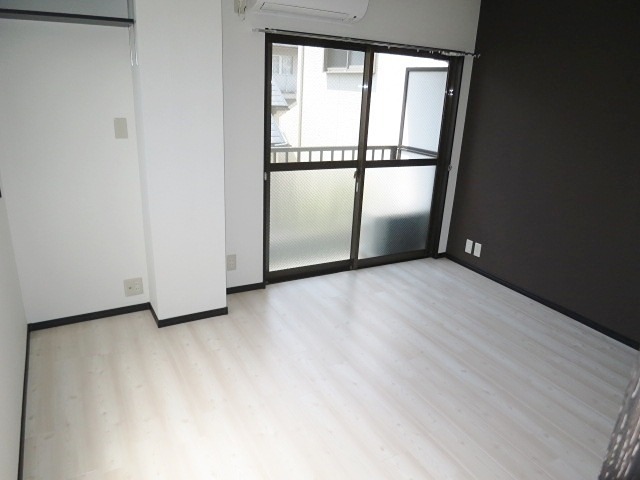 サンコーポ大森 リビング