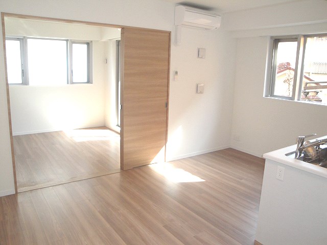 オアージュ大井 リビング