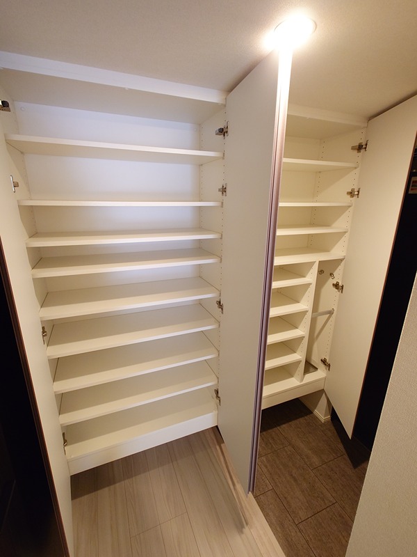 ＲＪＲプレシア大森北  玄関