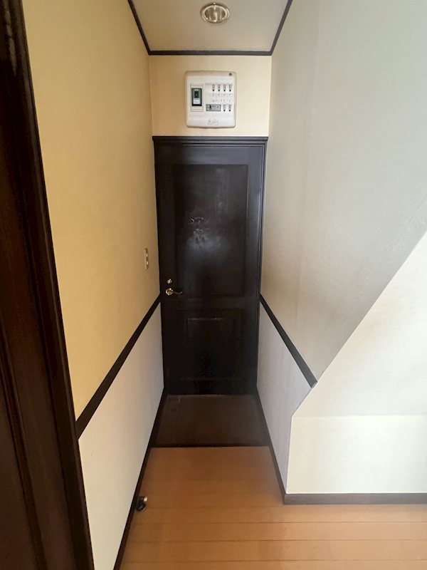 ウイング古屋Ⅱ  玄関