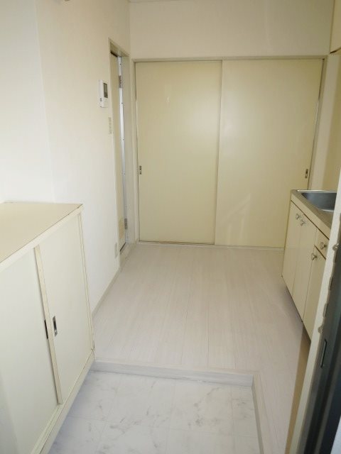 ハイツカワバタ 玄関