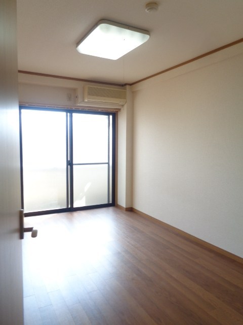 チェリーブラッサム リビング