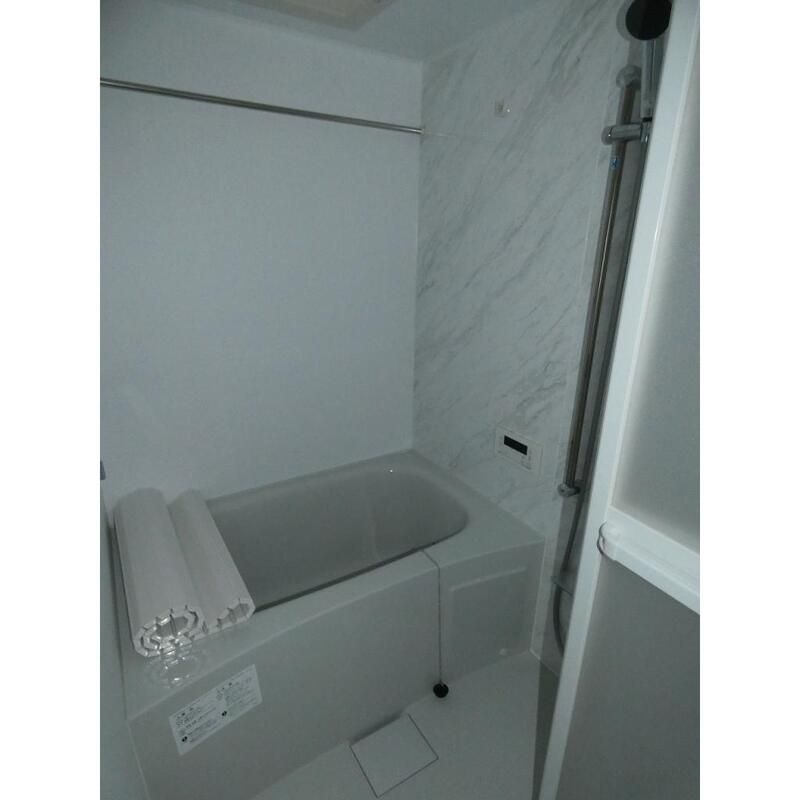 カステロ　ピノ  風呂画像