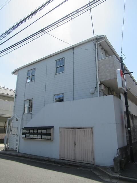ウイング三軒茶屋  104号室 外観