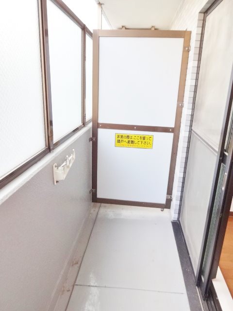 センチュリー目黒原町 ベランダ