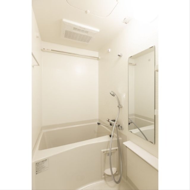 コンフォリア・リヴ品川南大井 風呂画像