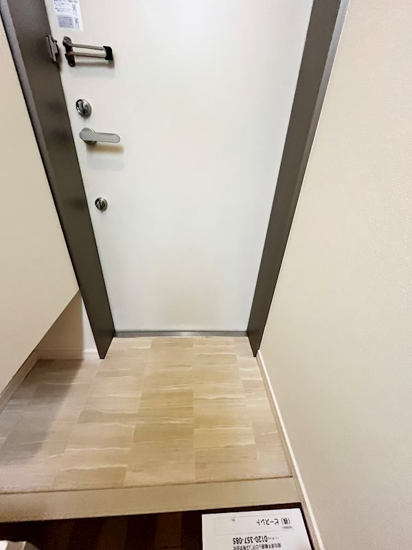 イーストメゾン 玄関