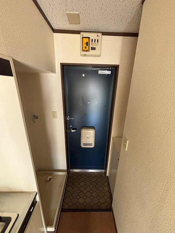 アミューズ緑ヶ丘  玄関