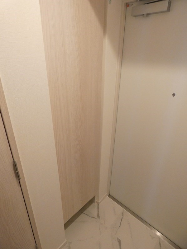 コンフォリア二葉 玄関