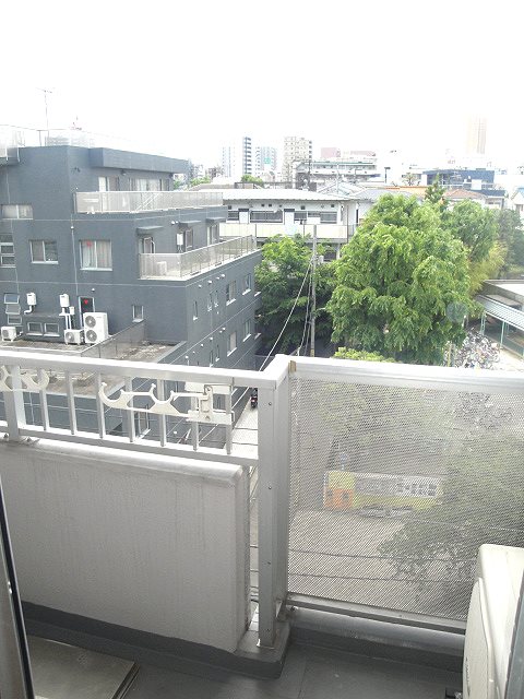 大井町タウンハウス ベランダ