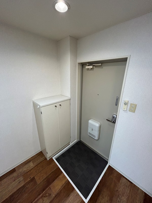 SKフラット 玄関