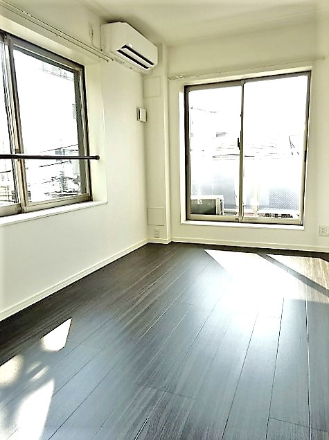 ザルームズ武蔵小山　ＴＨＥＲＯＯＭ&amp;rsquo;Ｓ武蔵小山 リビング