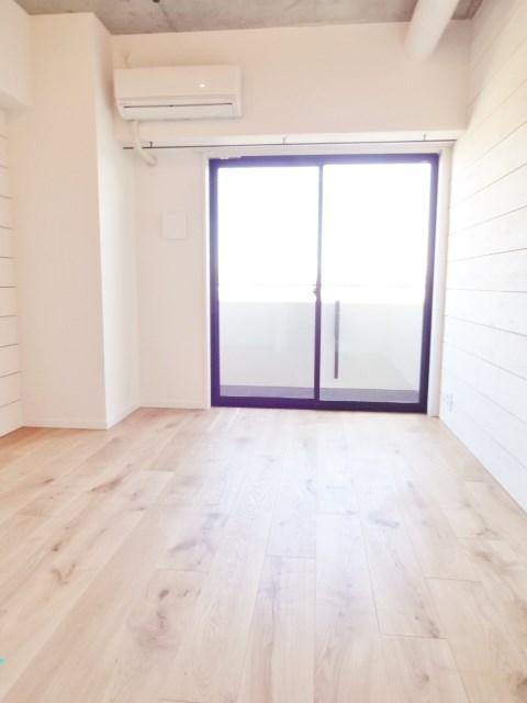 旗ヶ岡アパートメント リビング