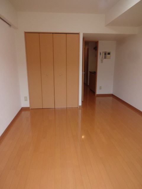 ティアラ リビング