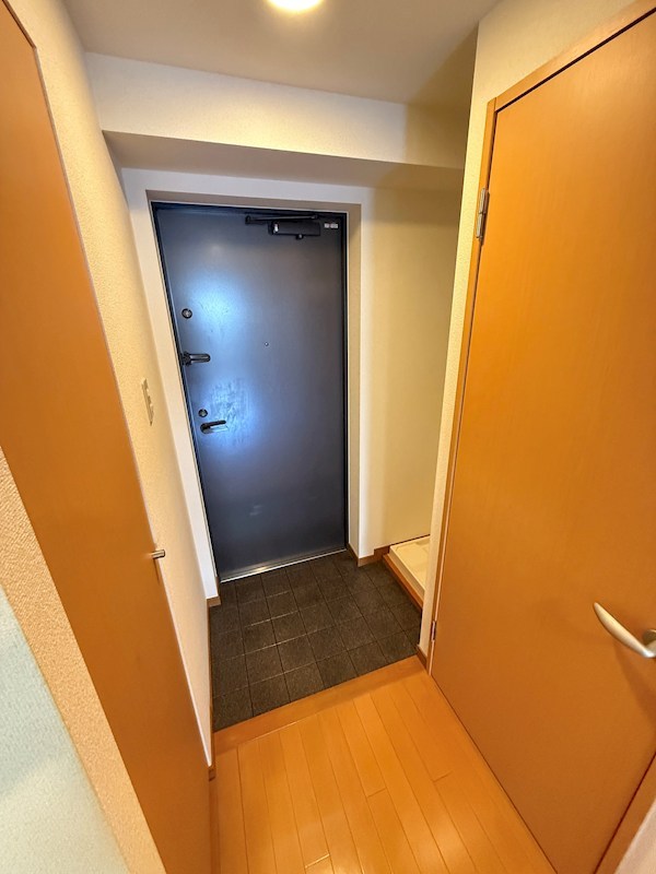 ティアラ 玄関