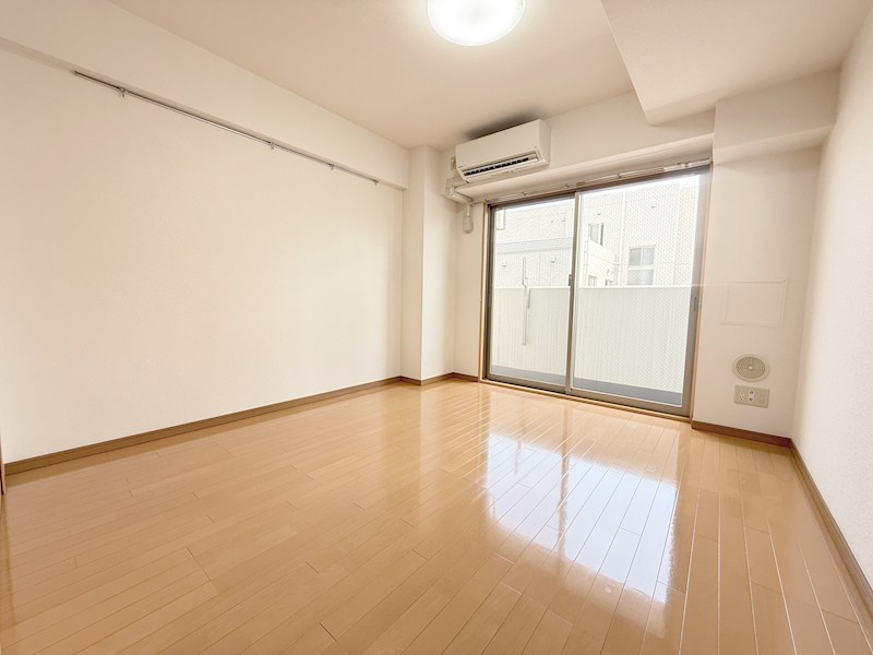 ティアラ リビング