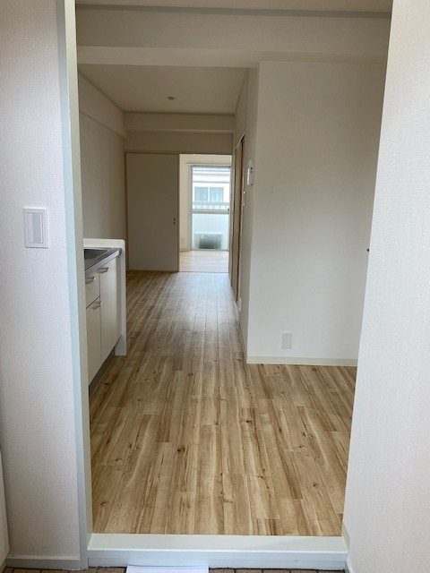 大井山中マンション 玄関