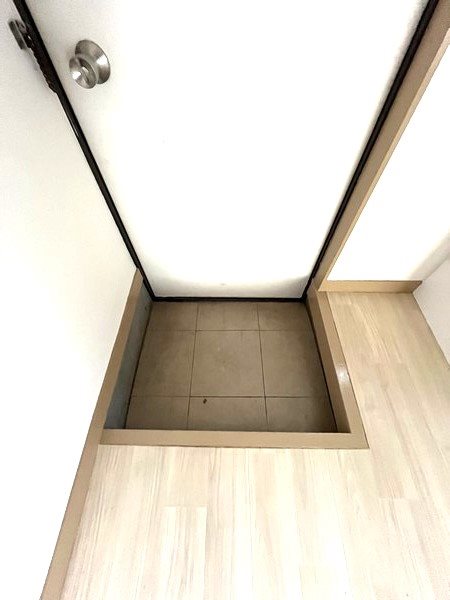 平和コーポラスA棟 玄関